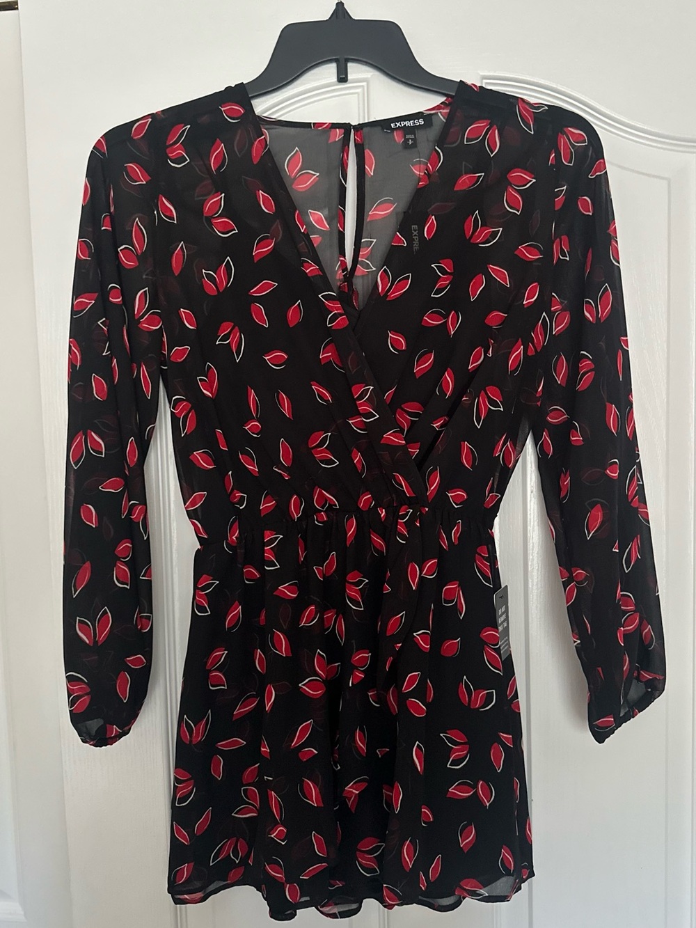 Express Black Long-Sleeve Romper with Red Leaf Print Size S